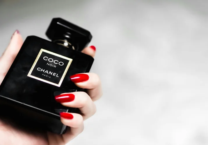 Chanel: „Žena, která nenosí parfém, nemá budoucnost.“>