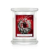 Kringle Candle Christmas Stroll vonná svíčka střední 2-knotová (411 g)