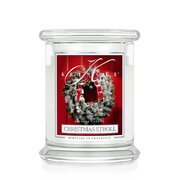 Kringle Candle Christmas Stroll vonná svíčka střední 2-knotová (411 g)