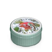 Kringle Candle Winter Apple vonná svíčka (35 g)