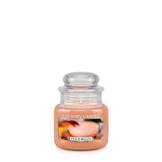 Country Candle Peach Bellini vonná svíčka mini 1-knotová (104 g)