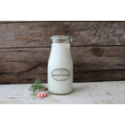 MILKHOUSE CANDLE Peppermint Pine Needle vonná svíčka MILKBOTTLE (227 g)