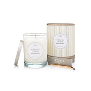KOBO Coterie D'Anjou Lychee vonná svíčka (11oz / 312g)