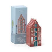 Paddywax keramický domeček na čajovou svíčku AMSTERDAM s 1 čajovou svíčkou a 20 ks kuželů Palo Santo