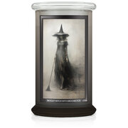 Kringle Candle Halloween Print Based Moody Witch with a Broomstick vonná svíčka velká 2-knotová (624 g)