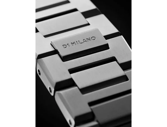 utbl08-macro-bracelet.jpg